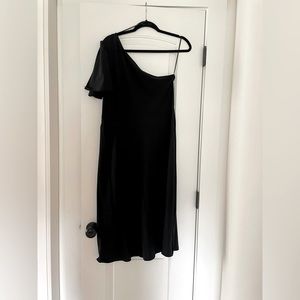 Who What Wear one shoulder black T-shirt dress size M